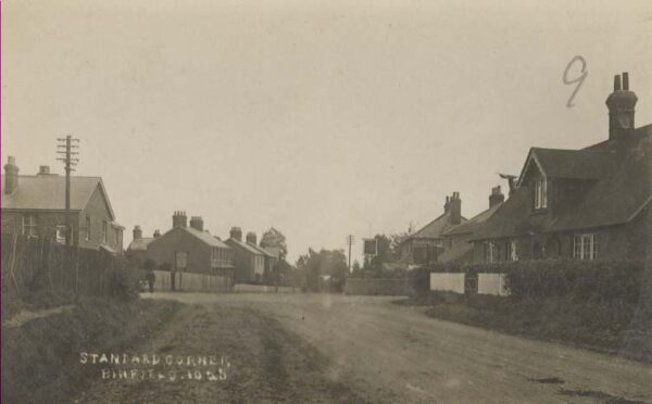 Forest Road, Binfield at its junction with Terrace Road c1930 (courtesy of Reading Local Studies Illustrations Collection)